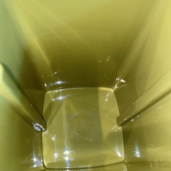 Tupperware Pickle Keeper Avocado Green Pick a Deli Olives # 1330-6 vintage - Picture 3 of 5